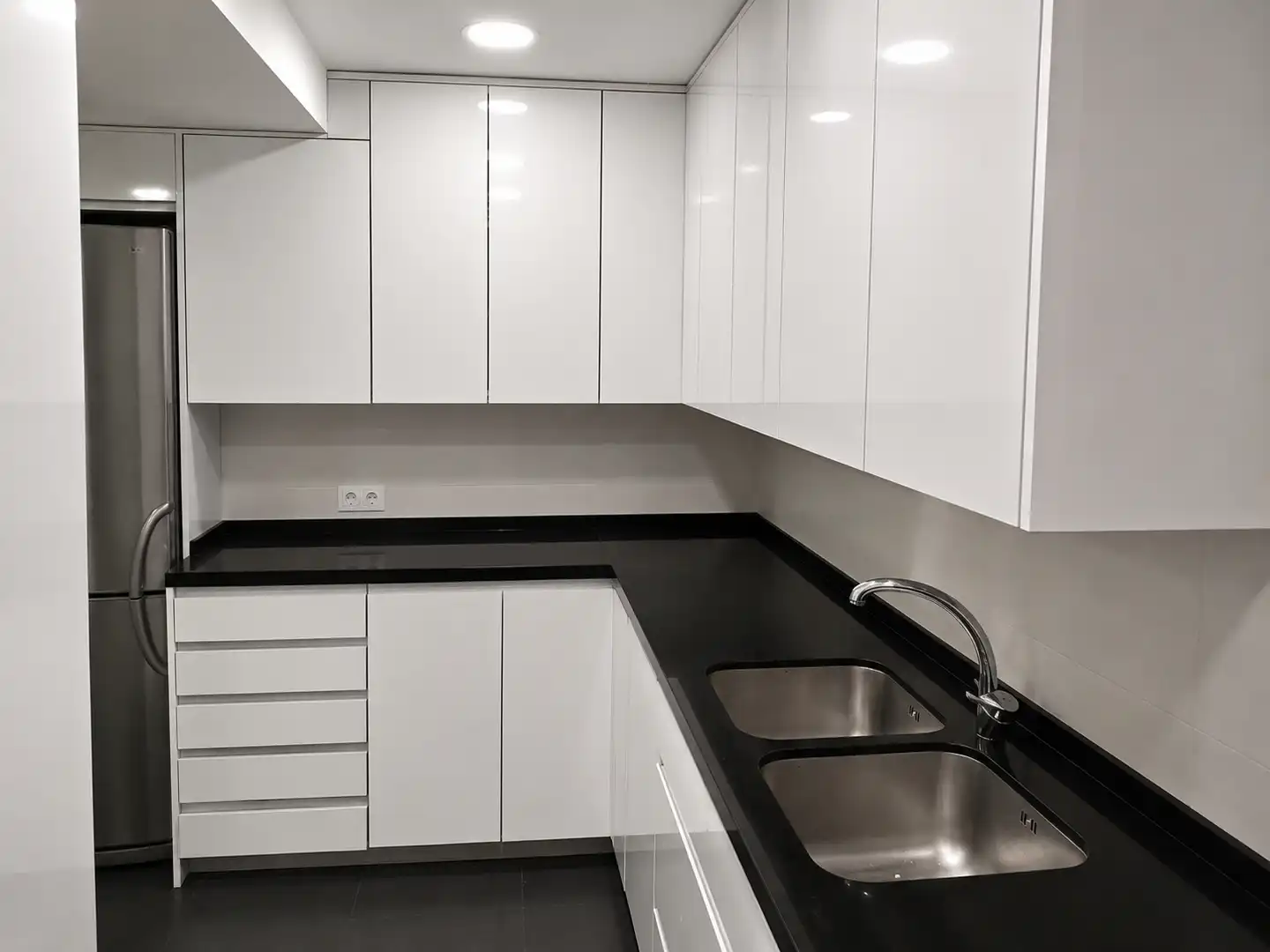 Küche von Wohnung zur Miete in Majadahonda mit Klimaanlage, Heizung und Parkett
