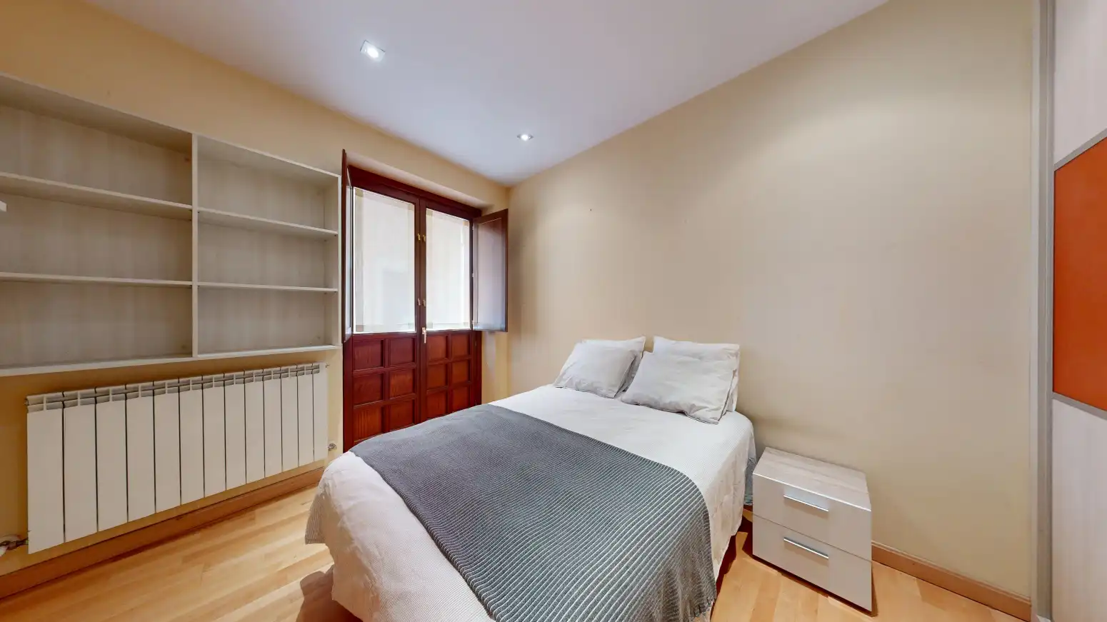 Schlafzimmer von Wohnung zum Verkauf in Tafalla mit Heizung, Möbliert und Balkon