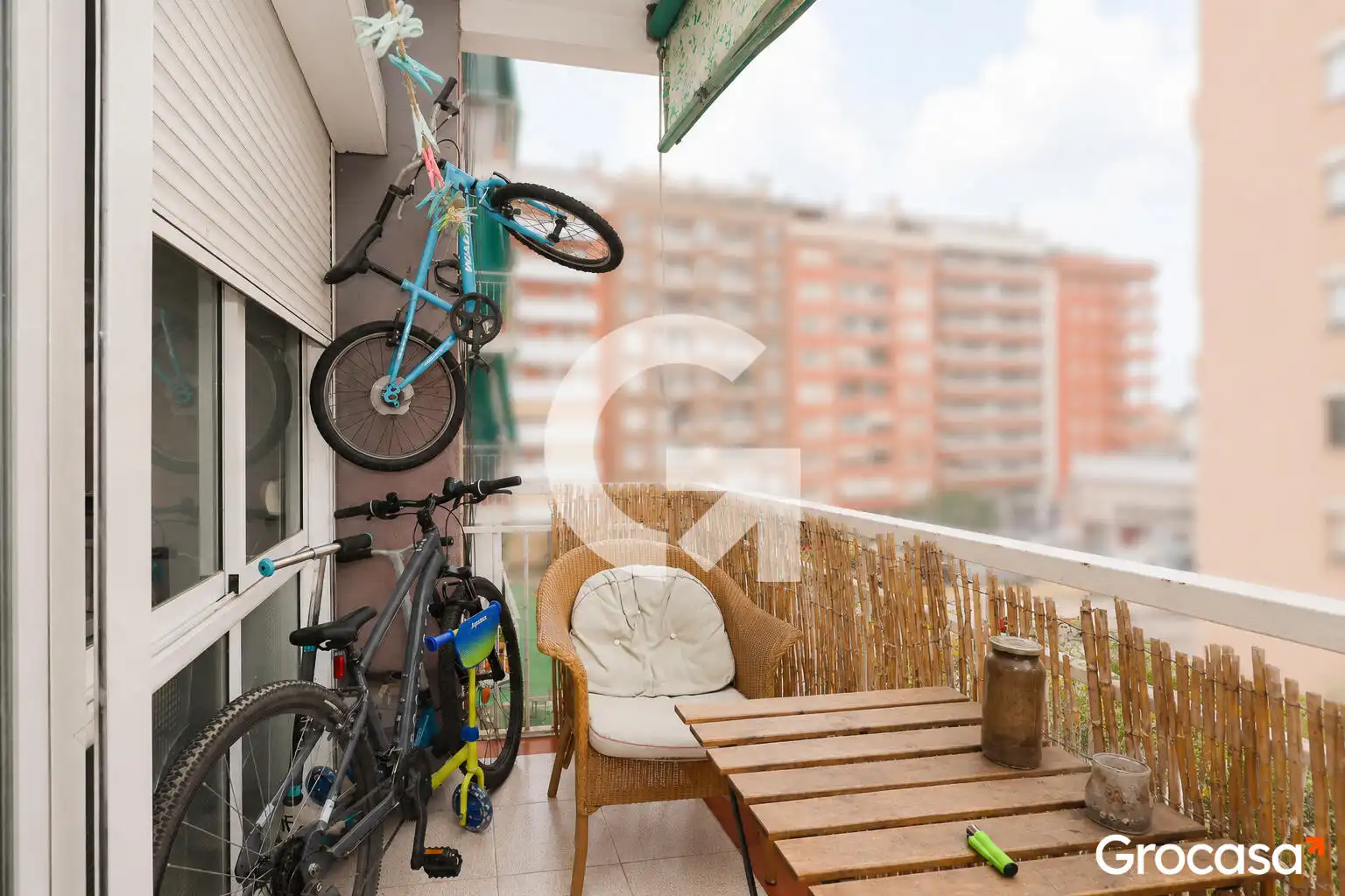 Balcony of Flat for sale in Gavà  with Air Conditioner, Oven and Balcony