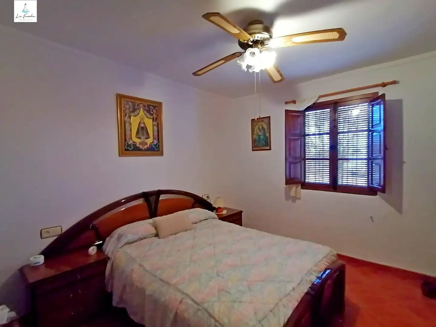 Dormitori de Casa o xalet en venda en Villanueva del Trabuco amb Jardí privat, Traster i Moblat
