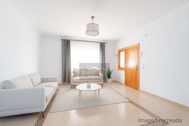 Piso en Venta en Calle Pintor Sánchez Cotán en Cerrado de Calderón - Hacienda Paredes