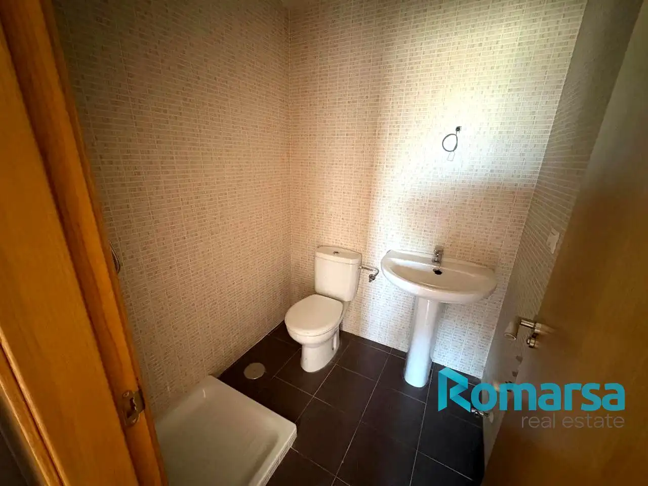 Baño de Piso en venta en Ávila con Calefacción y Trastero