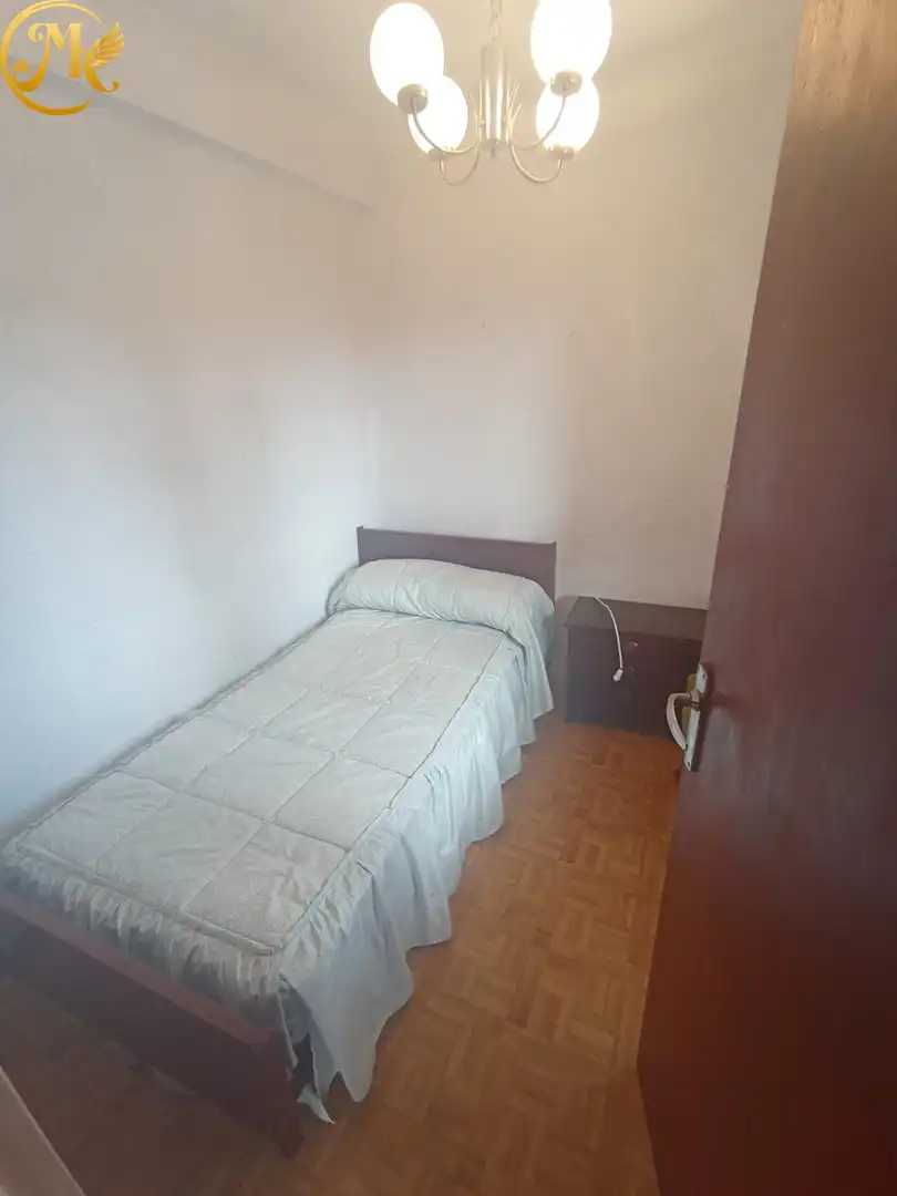 Dormitori de Casa o xalet en venda en Alfoz de Lloredo amb Jardí privat, Terrassa i Traster