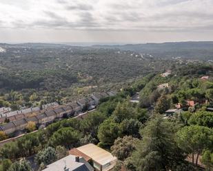 Vista exterior de Casa o xalet en venda en Galapagar amb Calefacció, Jardí privat i Terrassa