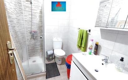 Bathroom of Flat for sale in Ávila Capital  with Terrace and Balcony