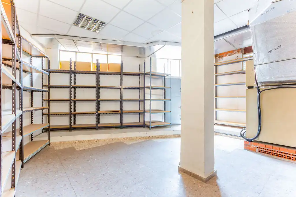 Gewerbefläche zum Verkauf in C/ Diego de Torres, imagen 18