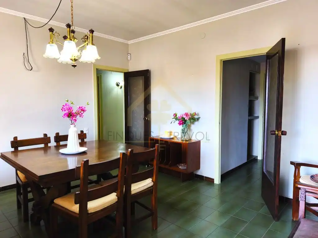 Esszimmer von Dachboden zum Verkauf in Granollers mit Klimaanlage und Terrasse