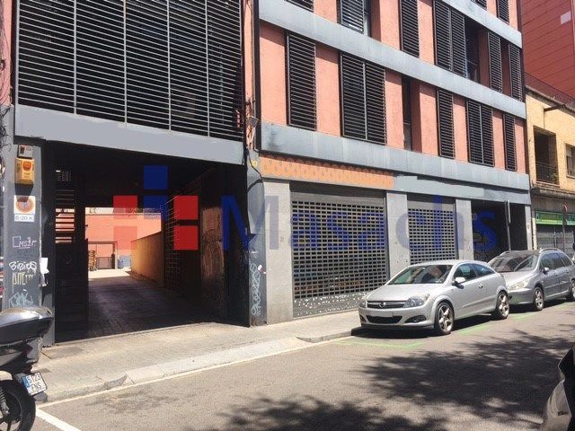 Vista exterior de Oficina en venda en  Barcelona Capital