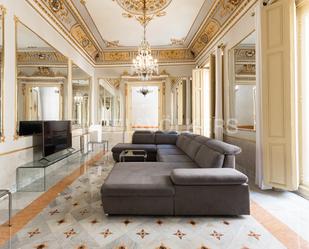 Sala d'estar de Apartament de lloguer en  Valencia Capital amb Aire condicionat, Calefacció i Terrassa