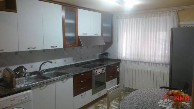 Casa-chalet en Venta en Bernedo