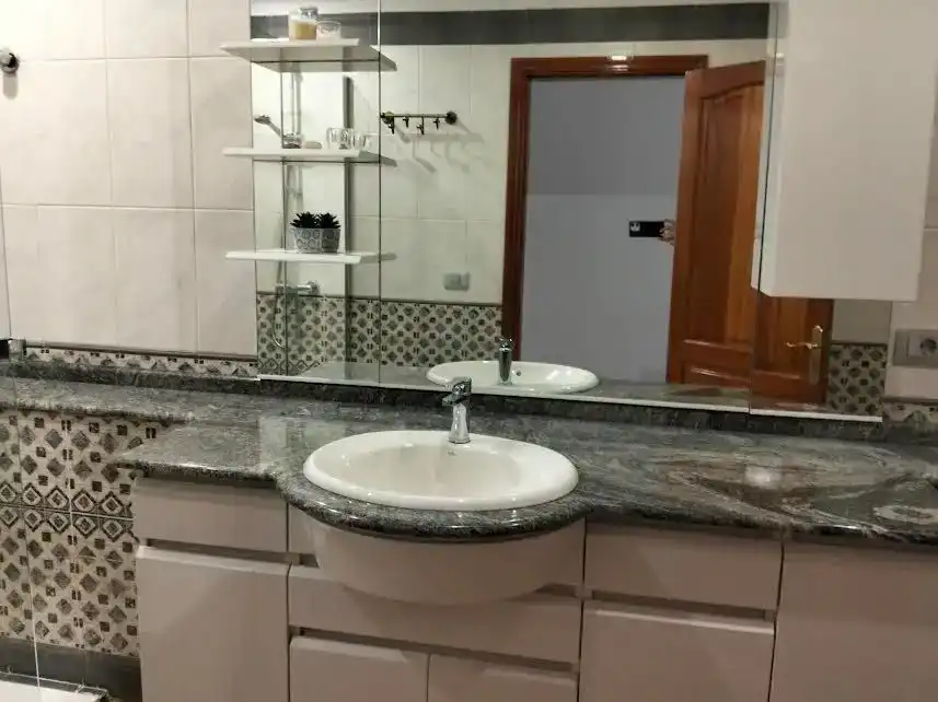 Baño de Piso de alquiler en San Gregorio