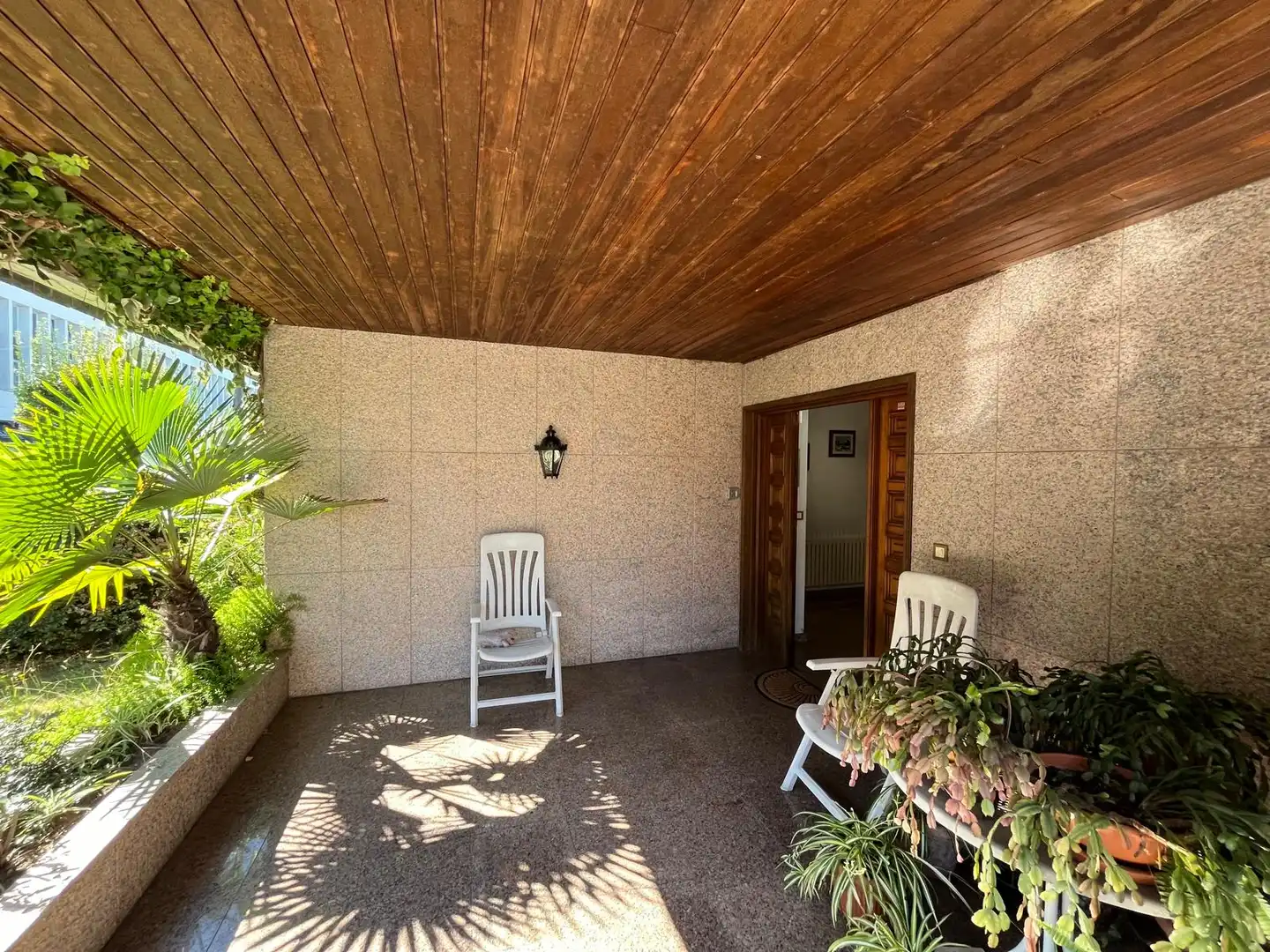 Terrassa de Casa o xalet en venda en Vigo  amb Calefacció, Jardí privat i Parquet