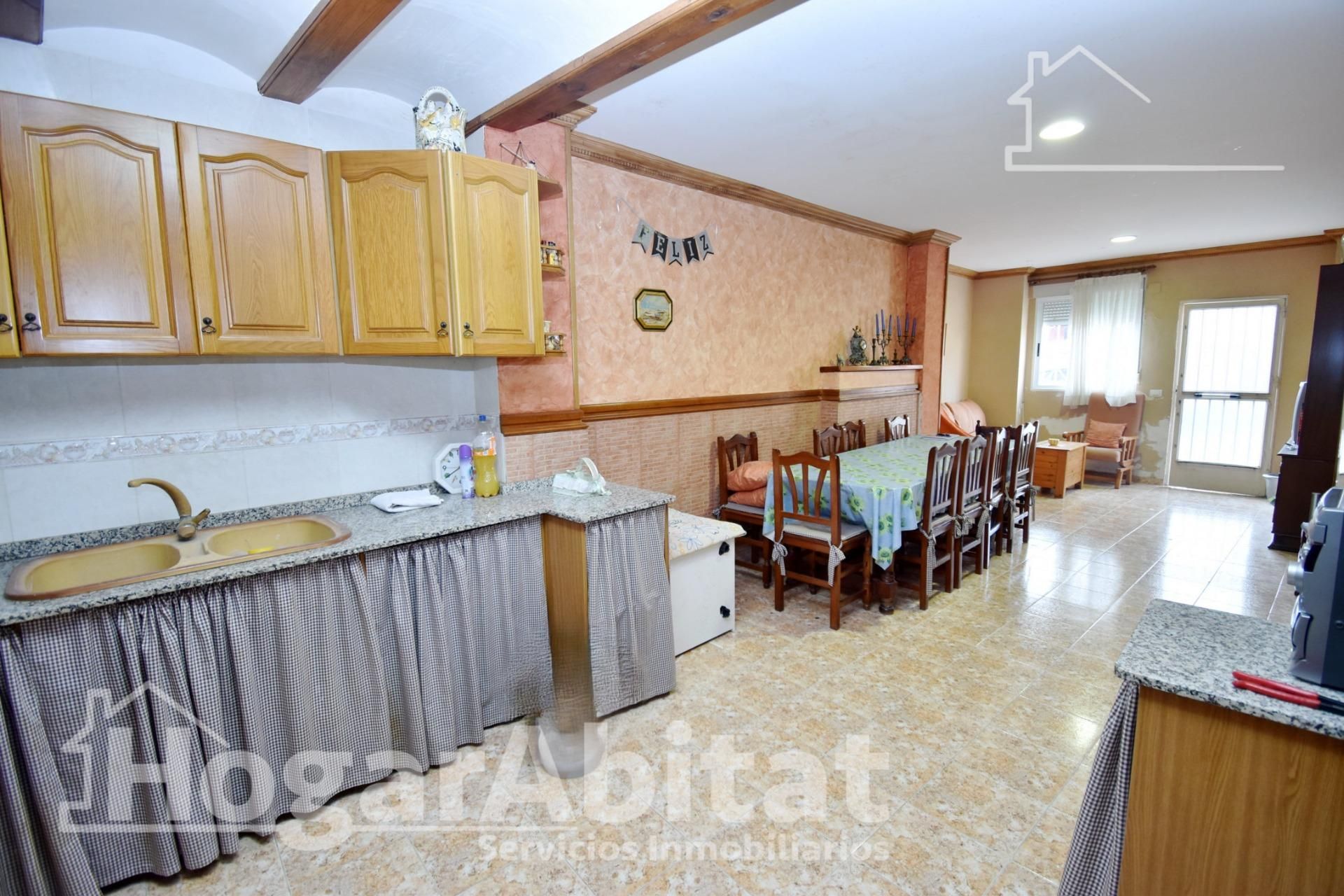 Küche von Erdgeschoss zum Verkauf in Burriana / Borriana mit Abstellraum