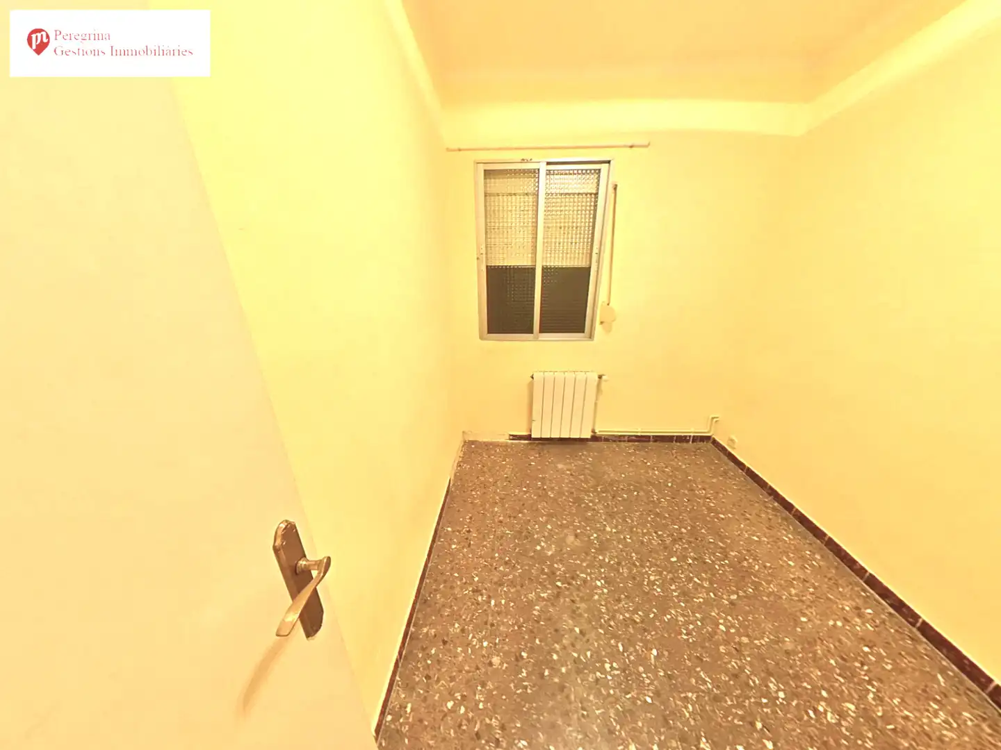 Habitación de Piso en venta en Badalona con Aire acondicionado, Calefacción y Trastero