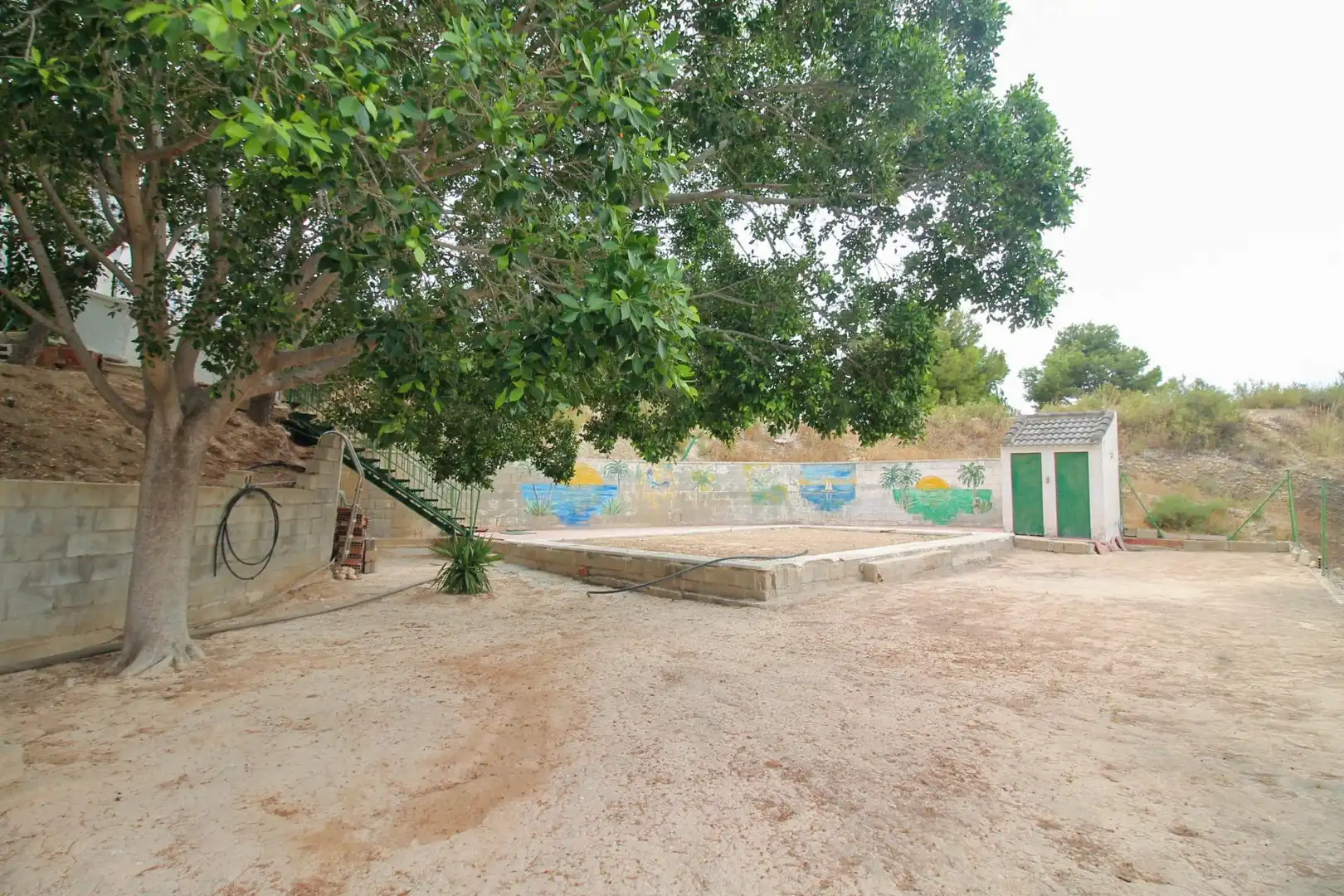 Houses for sale in Crevillent  with Private garden, Terrace and Storage room