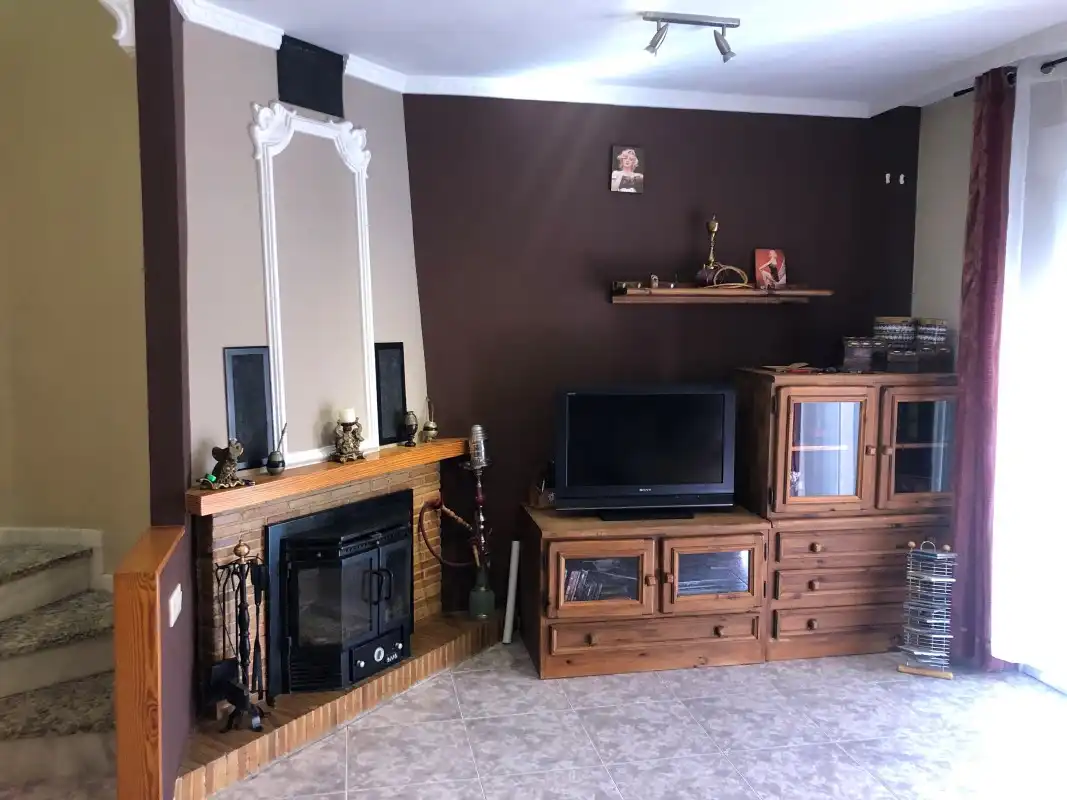 Sala d'estar de Casa adosada en venda en Ròtova amb Aire condicionat, Moblat i Balcó