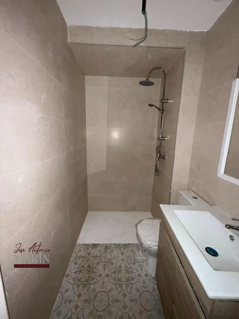 Bathroom of Apartments for sale in Badajoz  with Air Conditioner