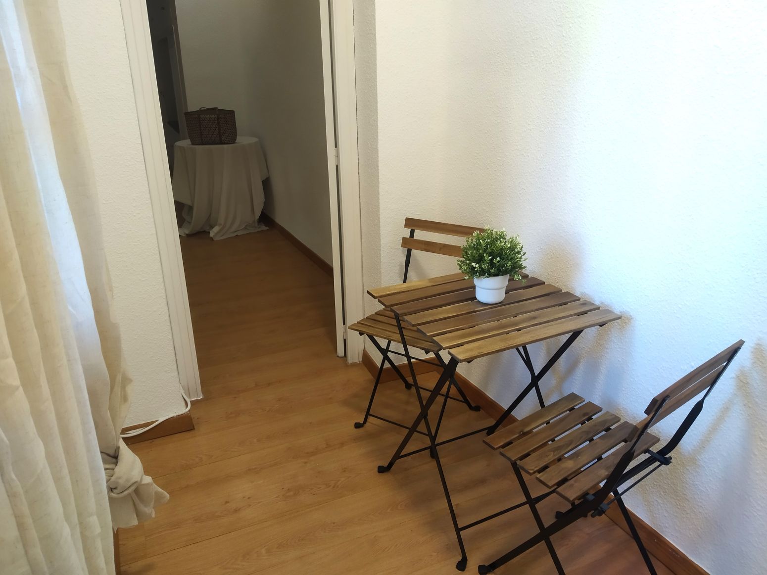 Bedroom of Flat to rent in  Valencia Capital  with Furnished and Balcony