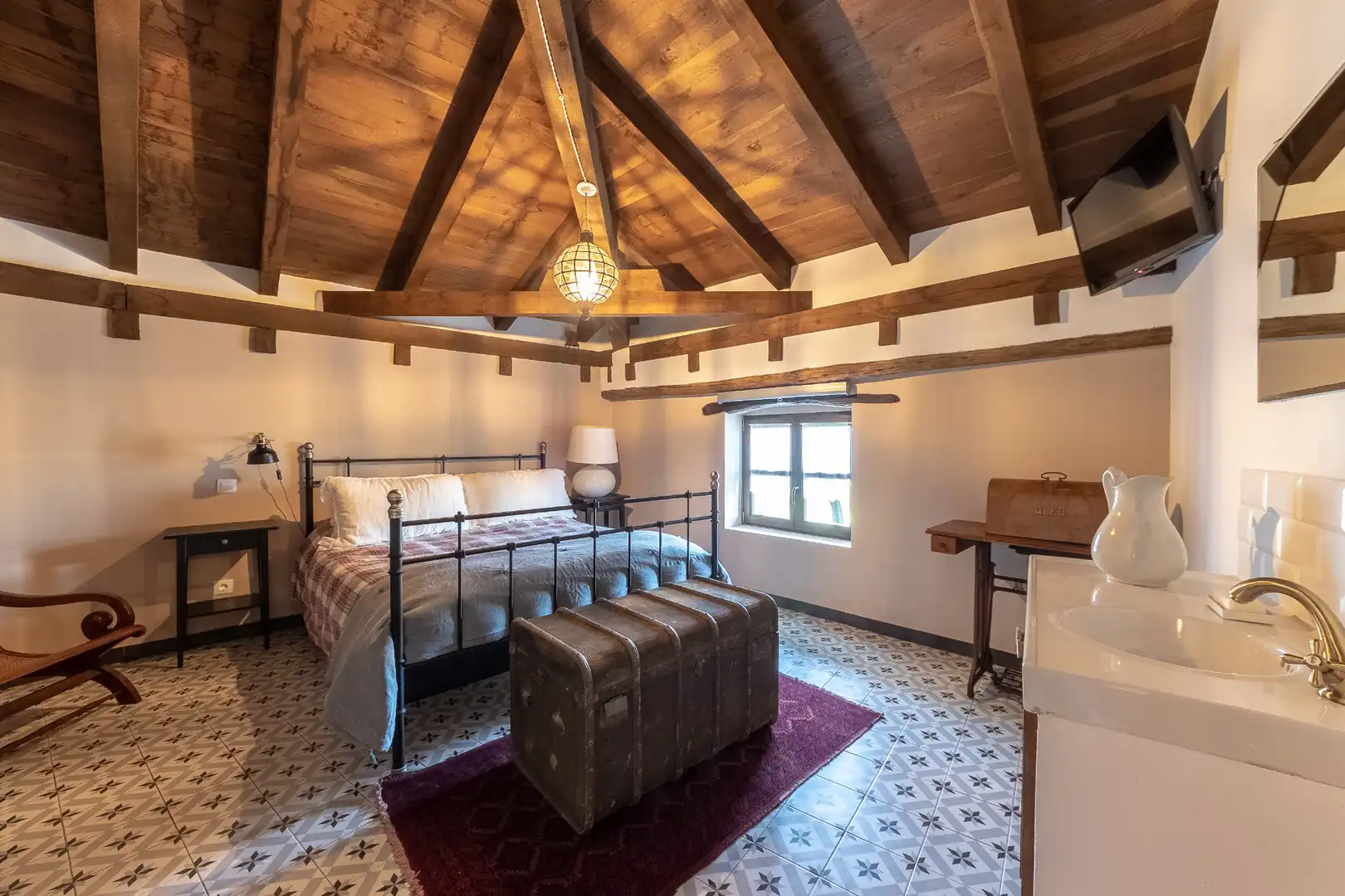 Habitación de Casa o chalet en venta en Galdames con Parquet, Trastero y Piscina