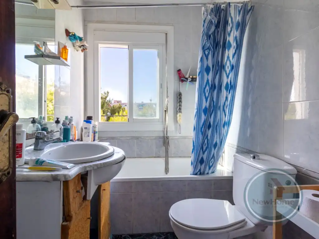 Bathroom of Flat for sale in San Vicente del Raspeig / Sant Vicent del Raspeig  with Balcony