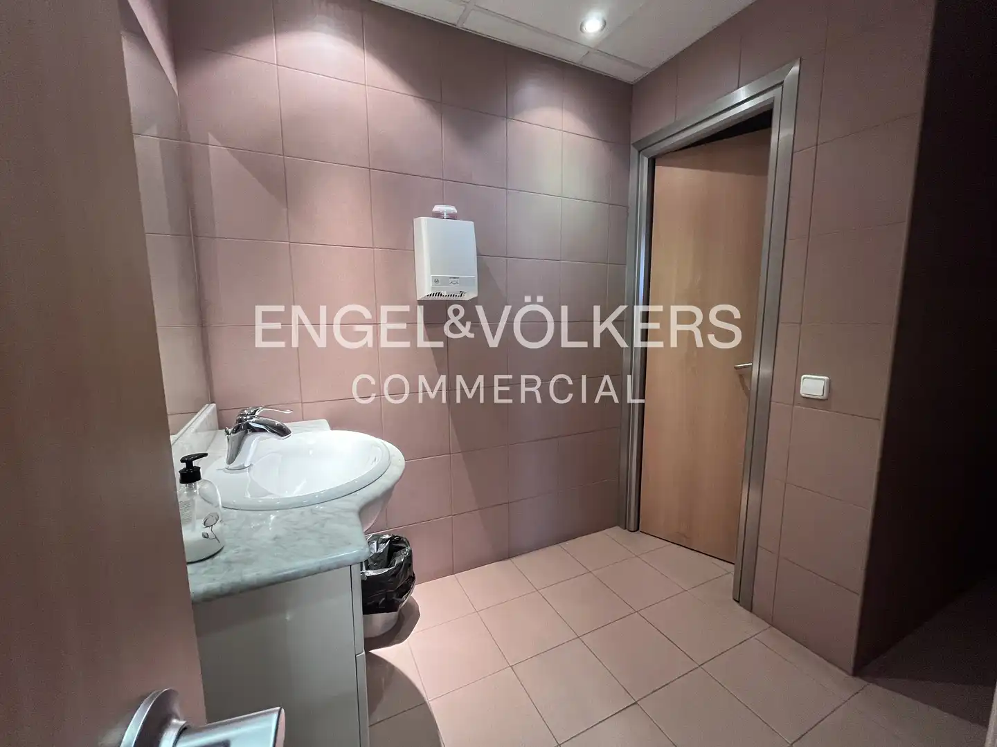 Business premises for sale in Montigalà - Sant Crist, imagen 10