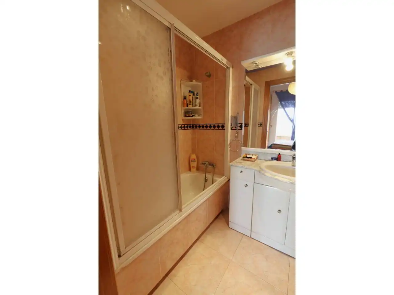 Badezimmer von Maisonette zum Verkauf in L'Hospitalet de Llobregat mit Klimaanlage, Heizung und Terrasse