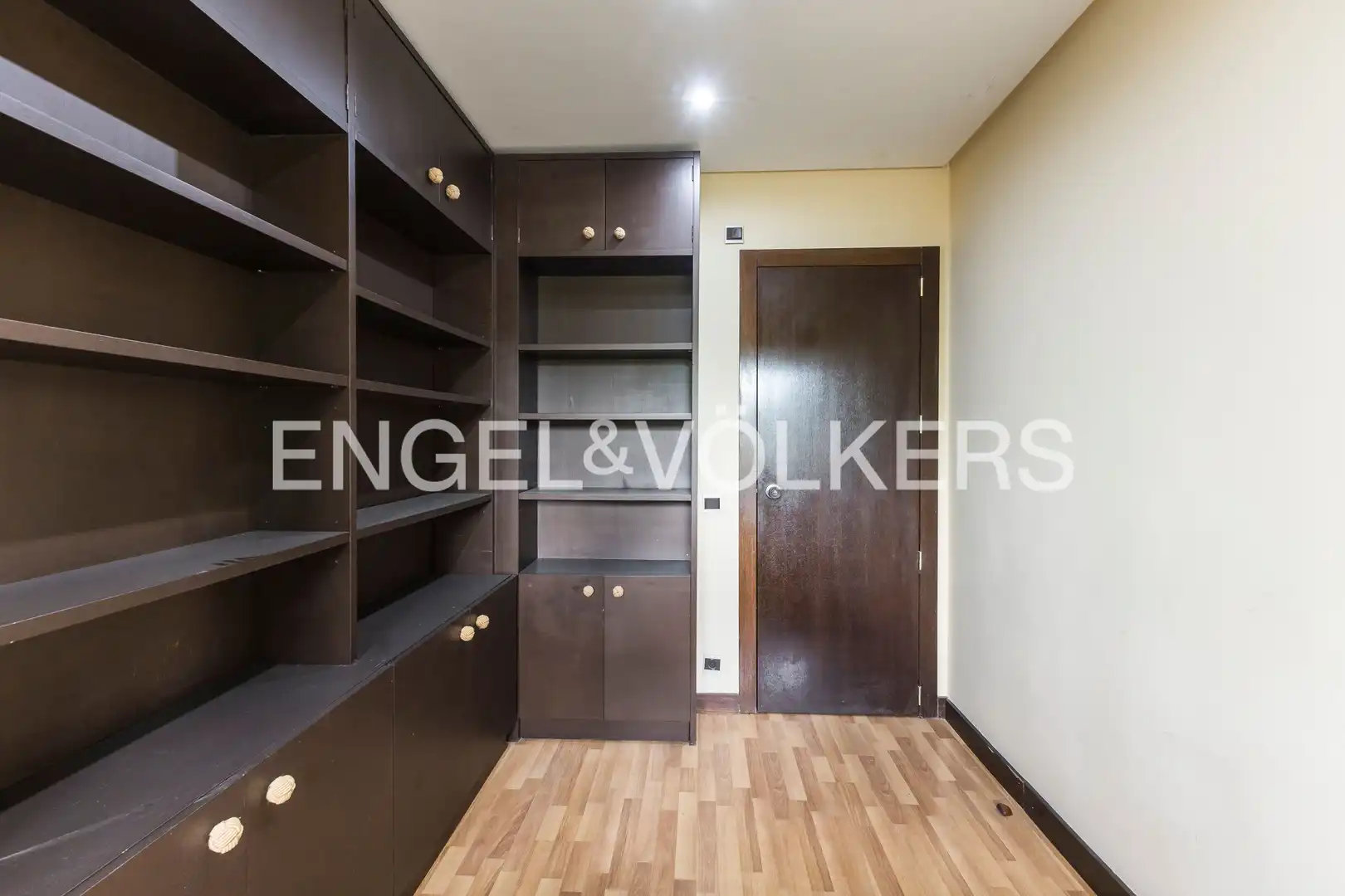 Flat for sale in Madrid  with Heating, Private garden and Terrace