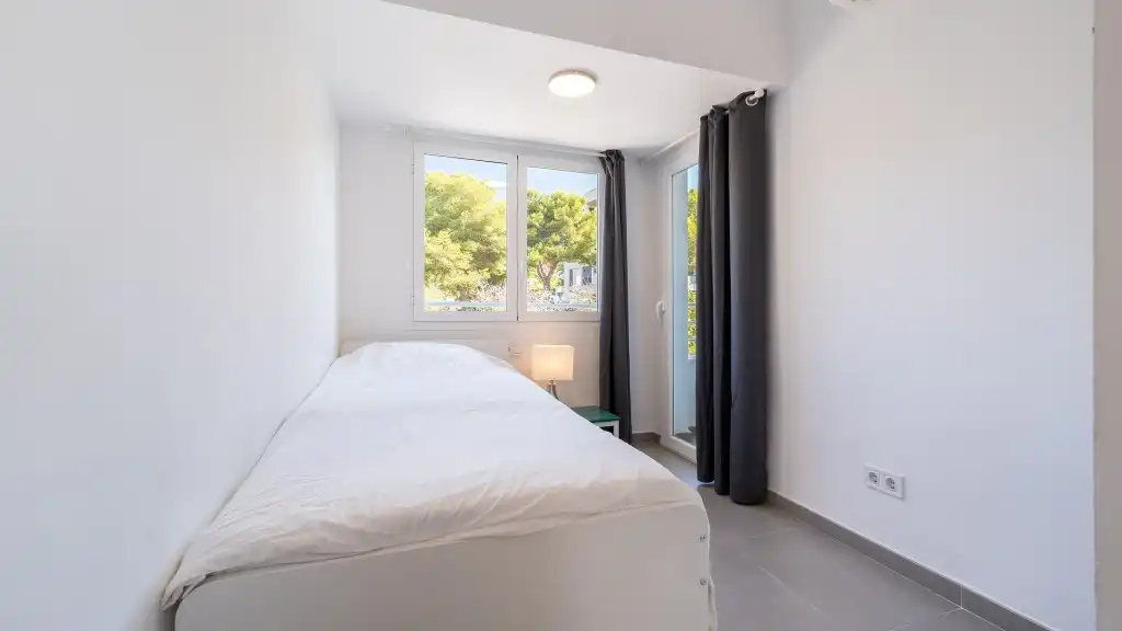 Habitación de Apartamento en venta en Calvià con Aire acondicionado, Terraza y Trastero