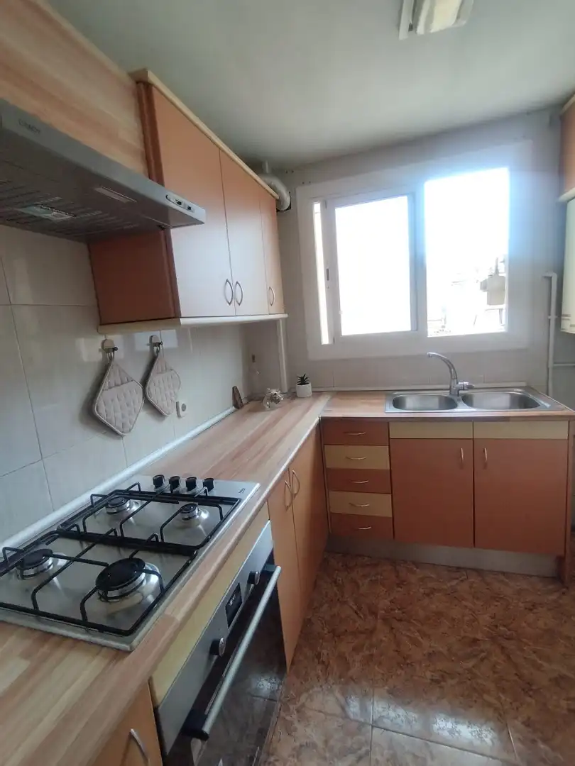 Cuina de Pis en venda en Sabadell amb Balcó