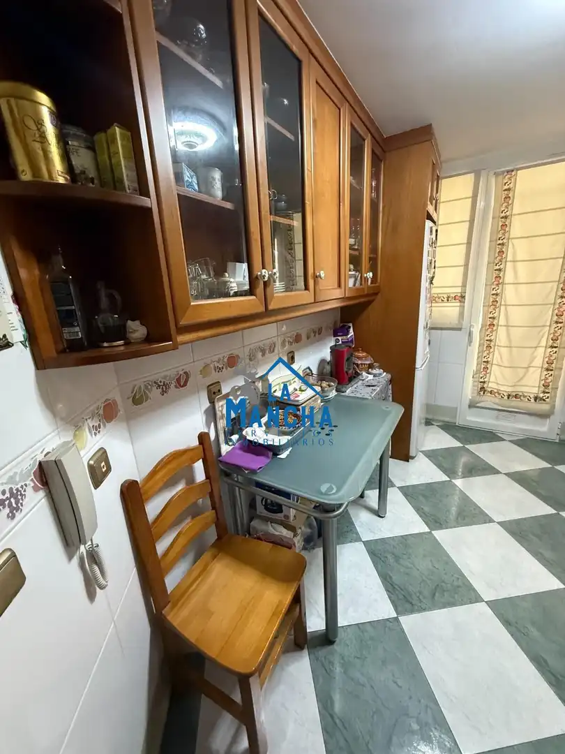Cuina de Pis en venda en Albacete amb Aire condicionat, Calefacció i Traster