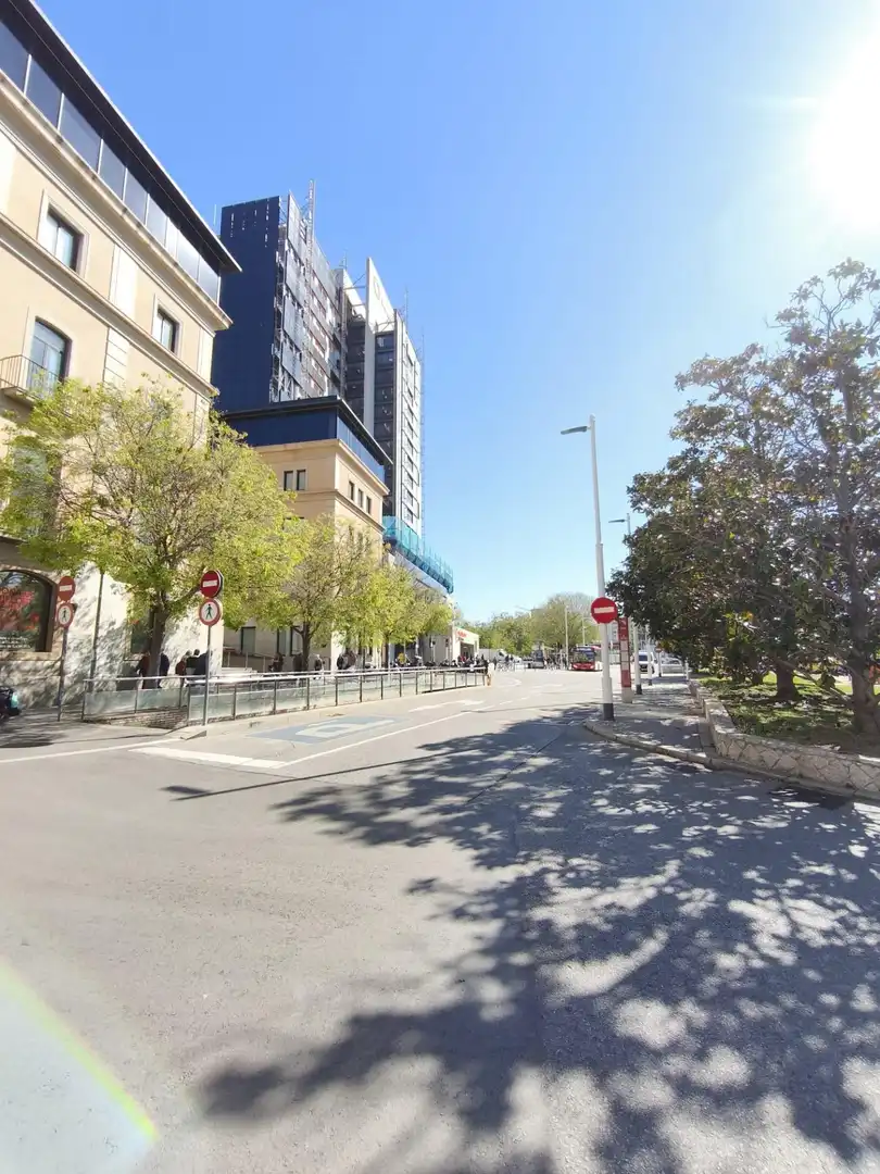 Vista exterior de Planta baja en venta en Terrassa con Calefacción, Jardín privado y Parquet