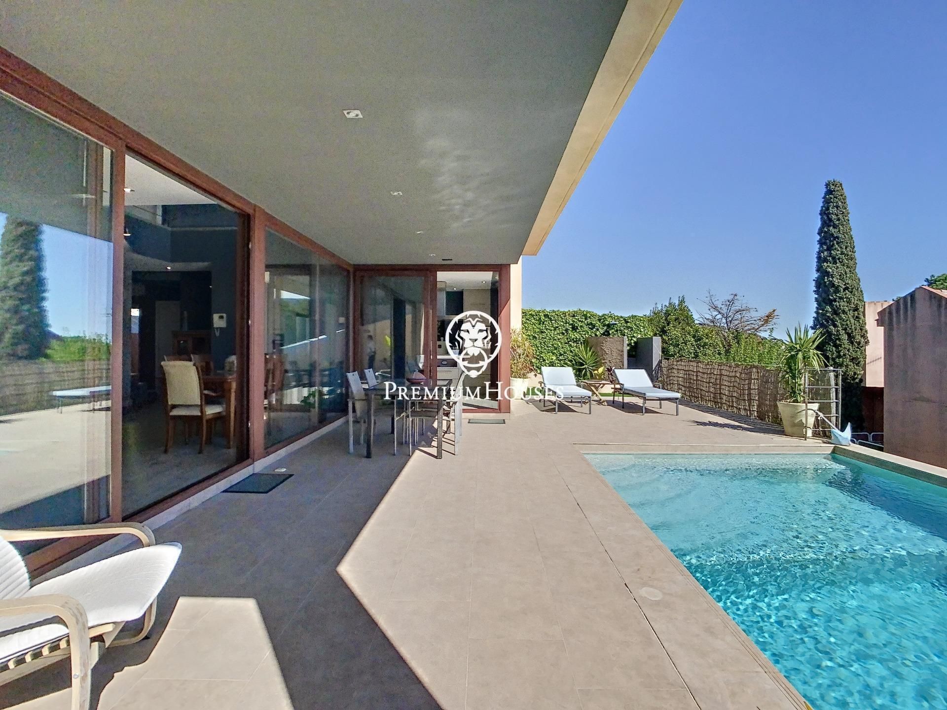 Terrace of House or chalet for sale in Alella  with Heating, Private garden and Swimming Pool