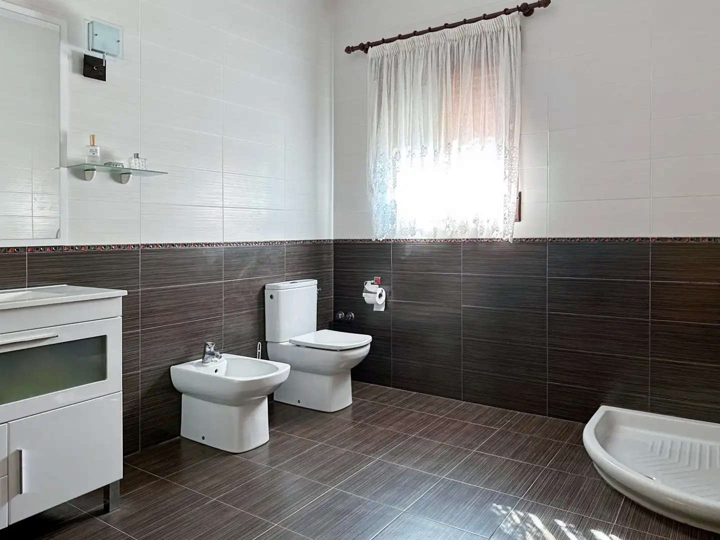 Bathroom of Country homes for sale in Useras /  Les Useres  with Private garden, Terrace and Storage room