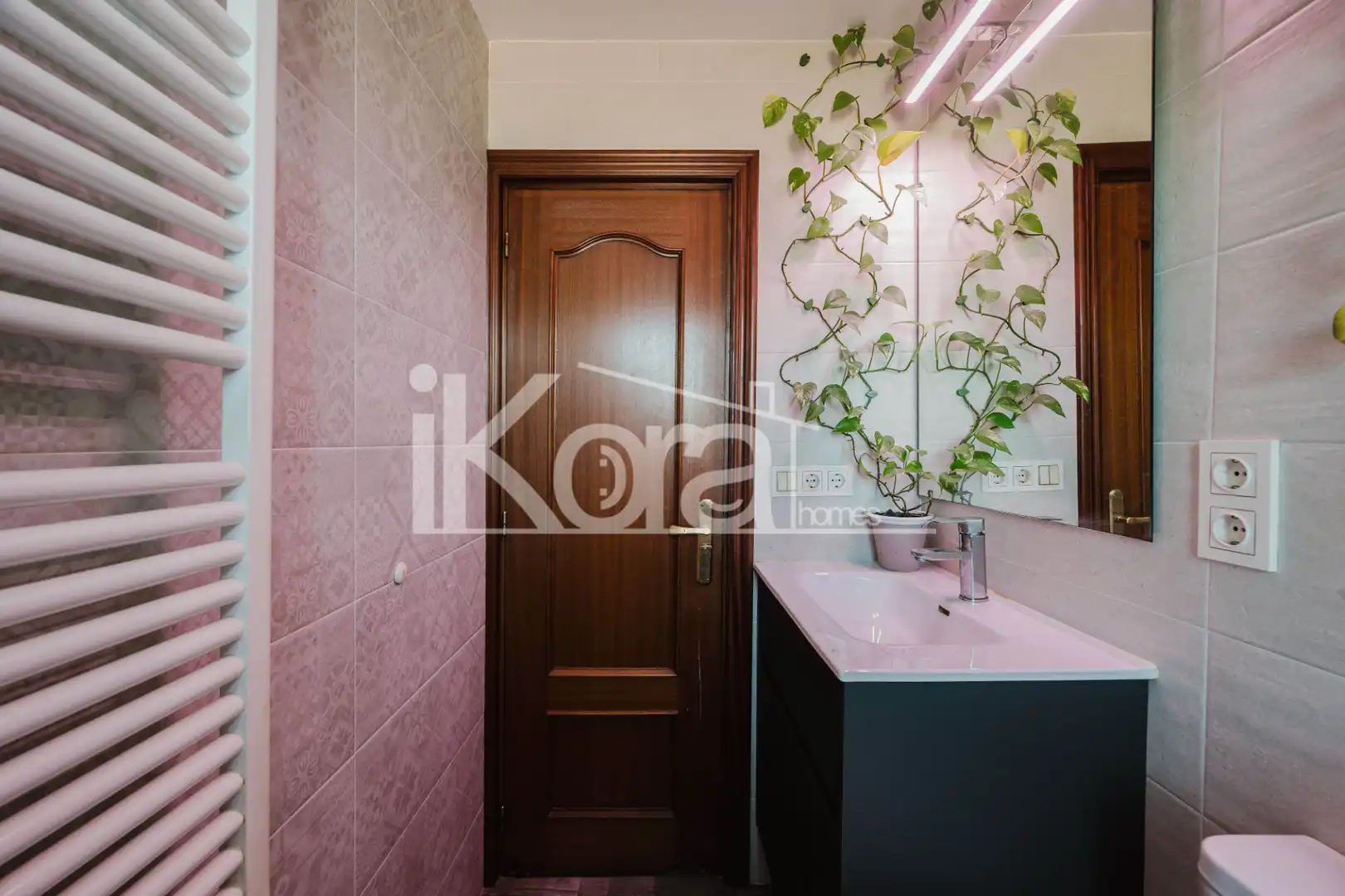 Baño de Piso en venta en Lazkao con Calefacción, Horno y Lavadora