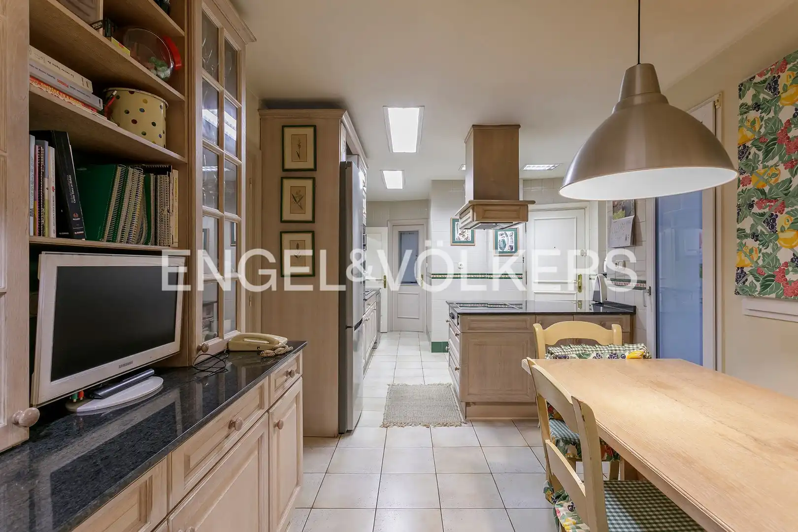 Kitchen of Flat for sale in Bilbao   with Heating, Parquet flooring and Terrace