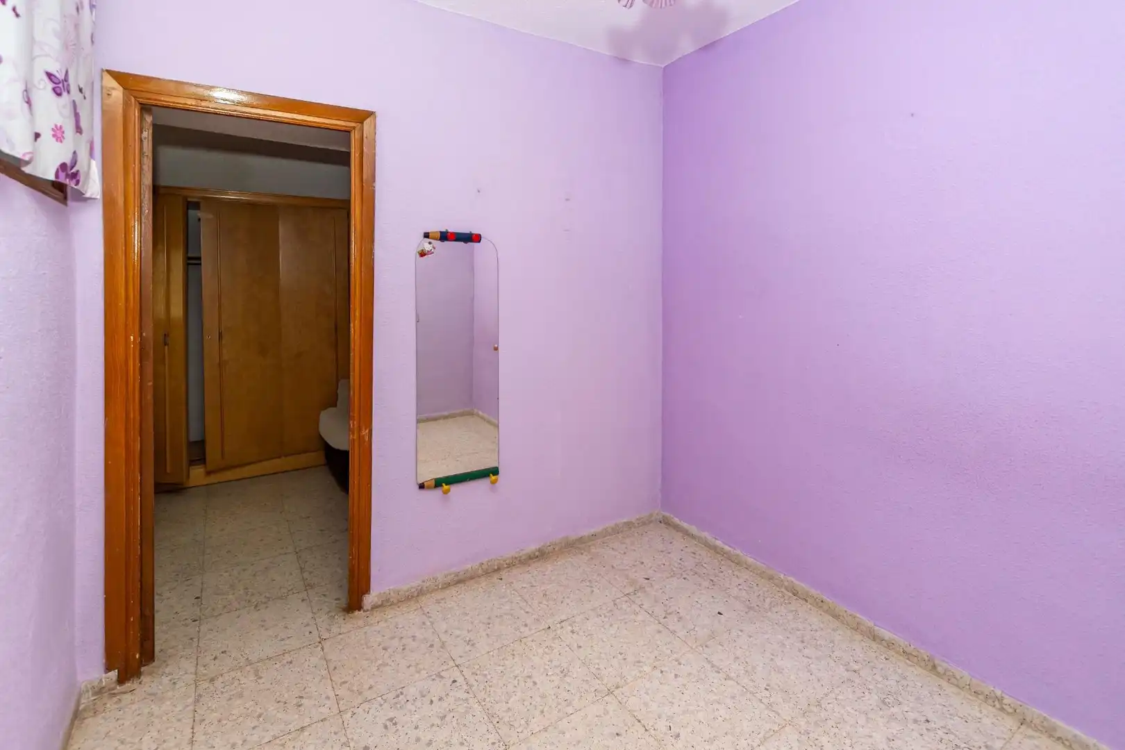 Dormitori de Pis en venda en Guadix amb Balcó