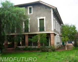 Exterior view of Country house for sale in La Carolina  with Terrace, Swimming Pool and Balcony