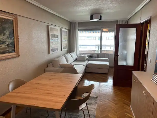 Flat for rent in Avenida de Pío XII, 17, Iturrama