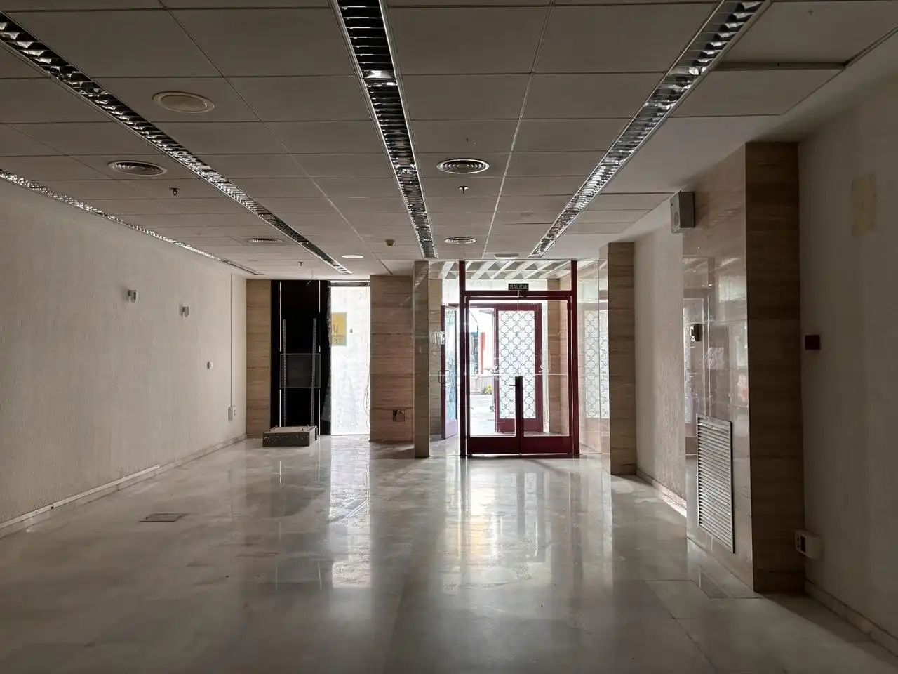 Local comercial en venda a España 13, imagen 18