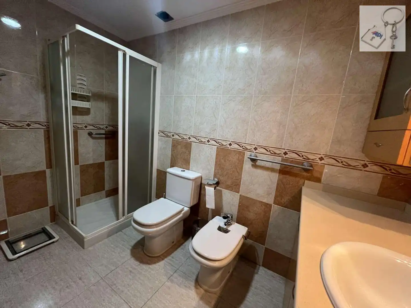 Bany de Apartament en venda en Torrevieja amb Aire condicionat, Calefacció i Terrassa