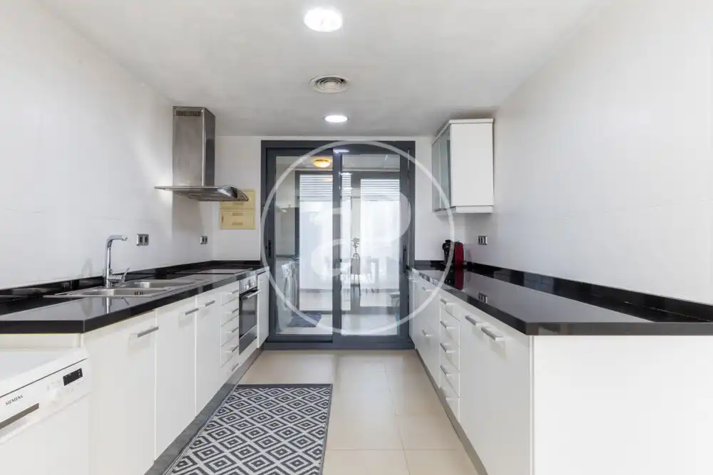 Cuina de Casa adosada en venda en Oropesa del Mar / Orpesa amb Aire condicionat, Calefacció i Jardí privat