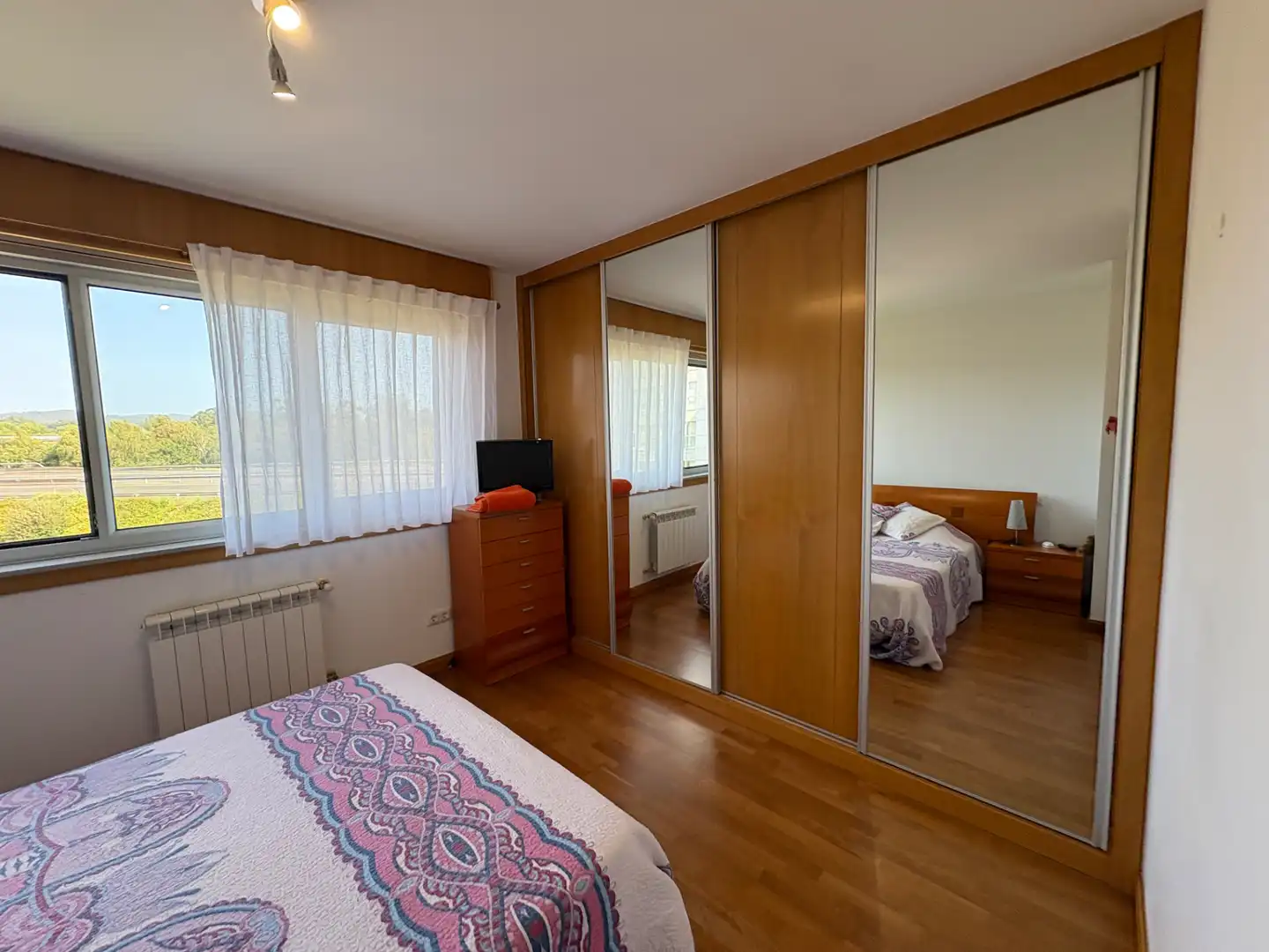 Habitación de Piso en venta en Narón con Calefacción, Trastero y Amueblado