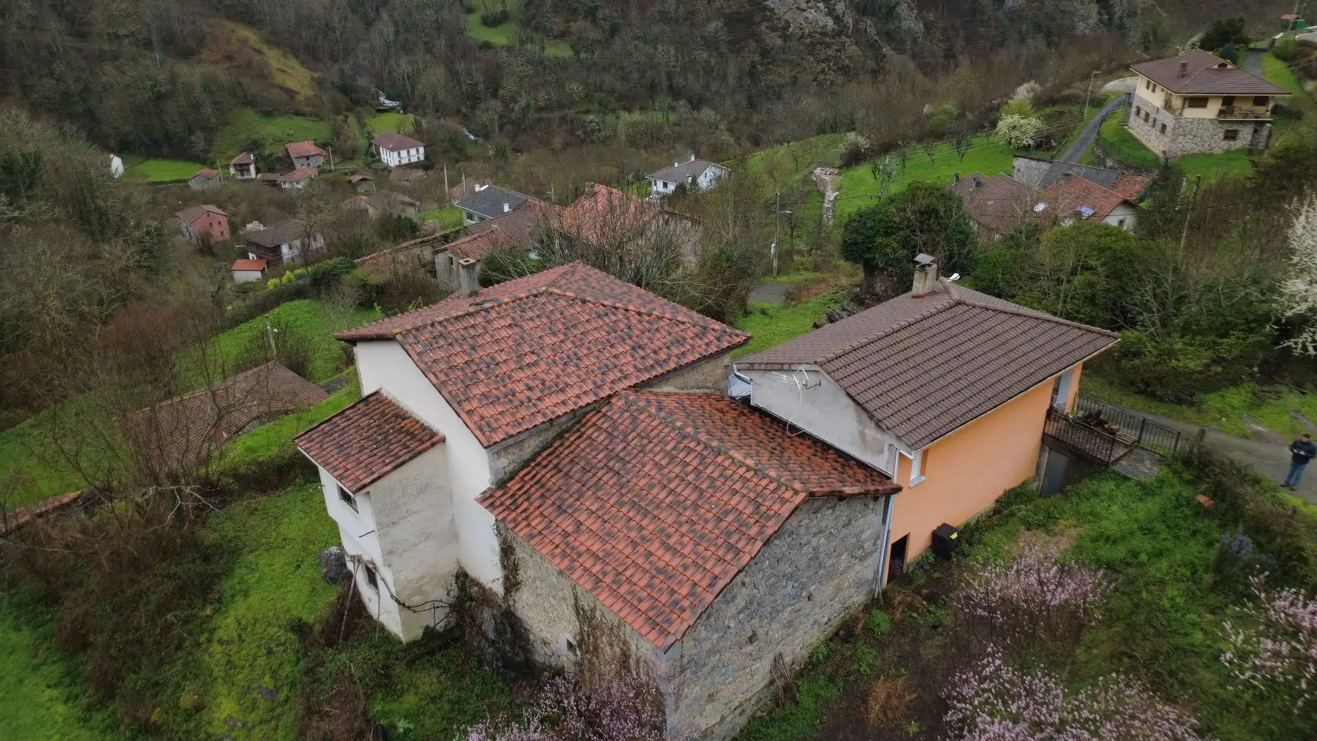 Vista exterior de Casa o xalet en venda en Oseja de Sajambre amb Calefacció