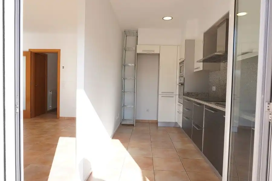 Cuina de Casa adosada en venda en Montagut i Oix amb Aire condicionat, Calefacció i Terrassa