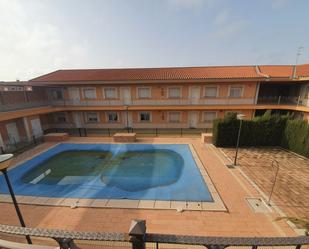 Piscina de Pis en venda en Miguelturra amb Aire condicionat, Traster i Piscina comunitària