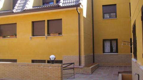 Foto 2 de Apartament de lloguer a Calle la Fuente, 42, Pedrezuela, Madrid