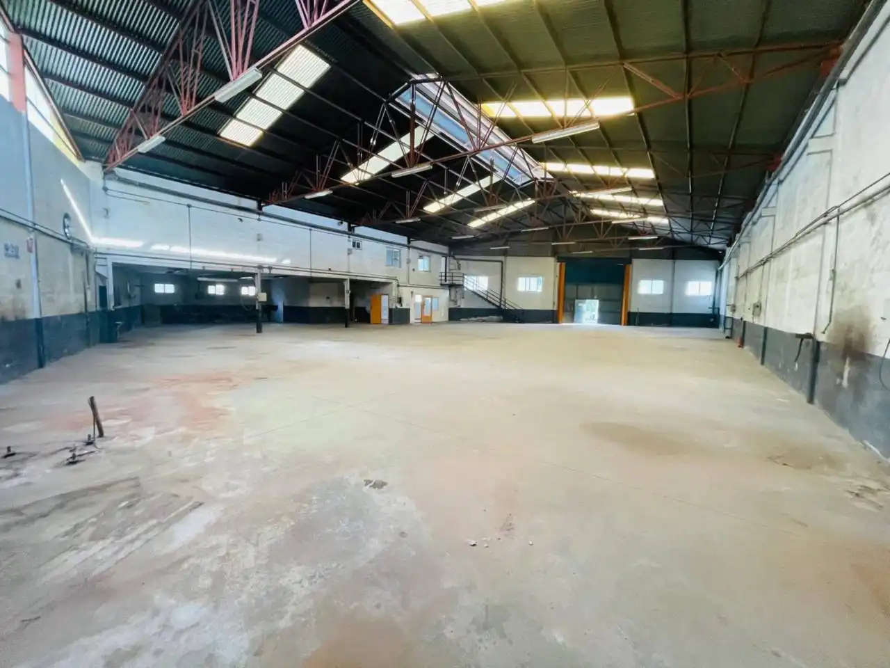 Nave industrial in vendita a Avenida Daniel Ayala, imagen 8