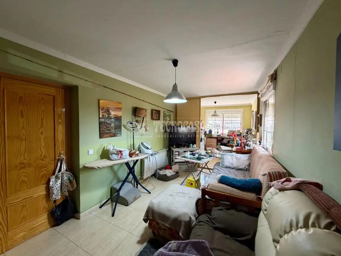 Sala de estar de Piso en venta en Villanueva de la Torre con Aire acondicionado y Calefacción