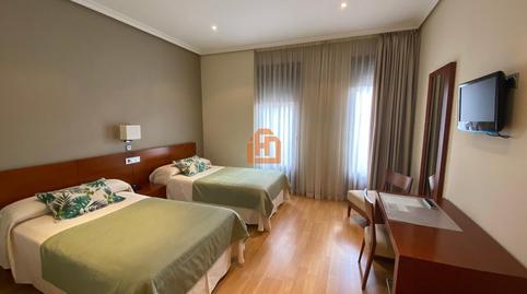 Photo 2 of Building for sale in Avenida Luis Alonso, Valencia de Don Juan, León