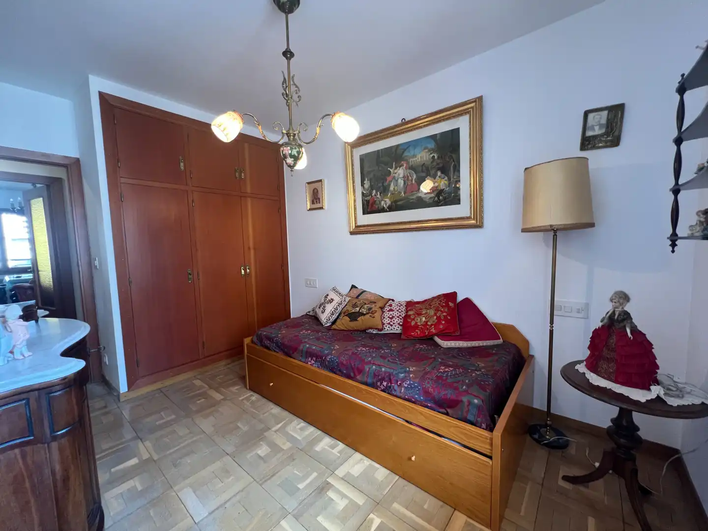 Schlafzimmer von Wohnung zum Verkauf in Jaca mit Abstellraum und Balkon